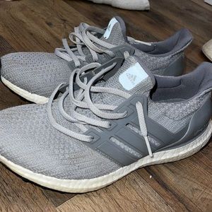 Grey women’s ultraboosts